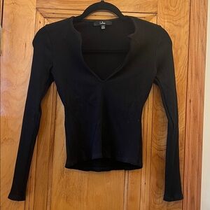 Black Low V-Neck Ribbed Long Sleeve Top